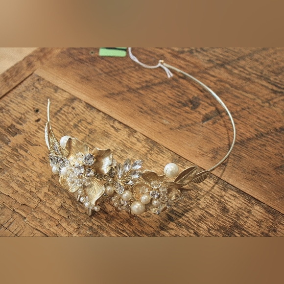 Gold Floral Headband - Picture 2 of 3